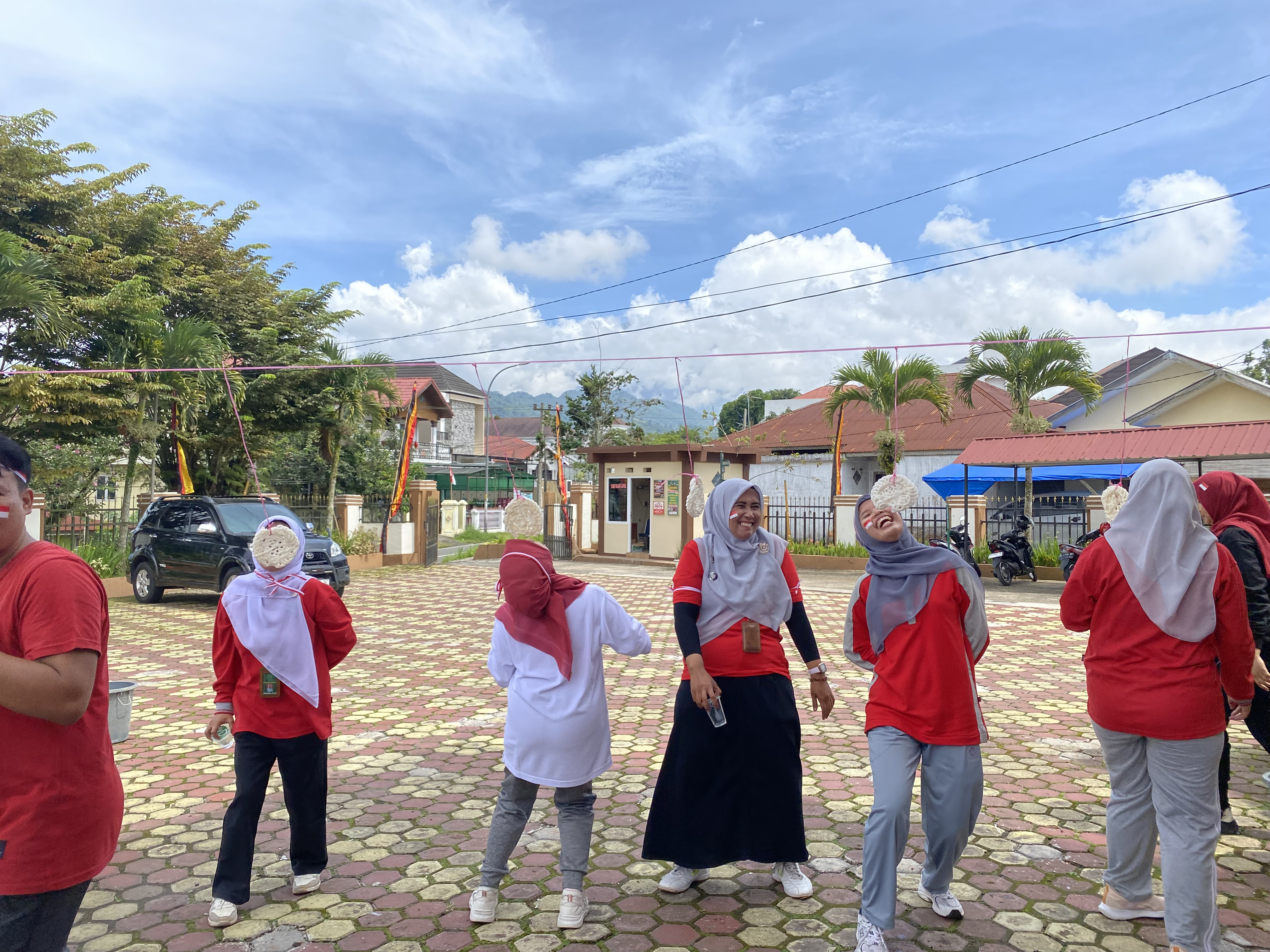 lomba hut mari 15agust 1