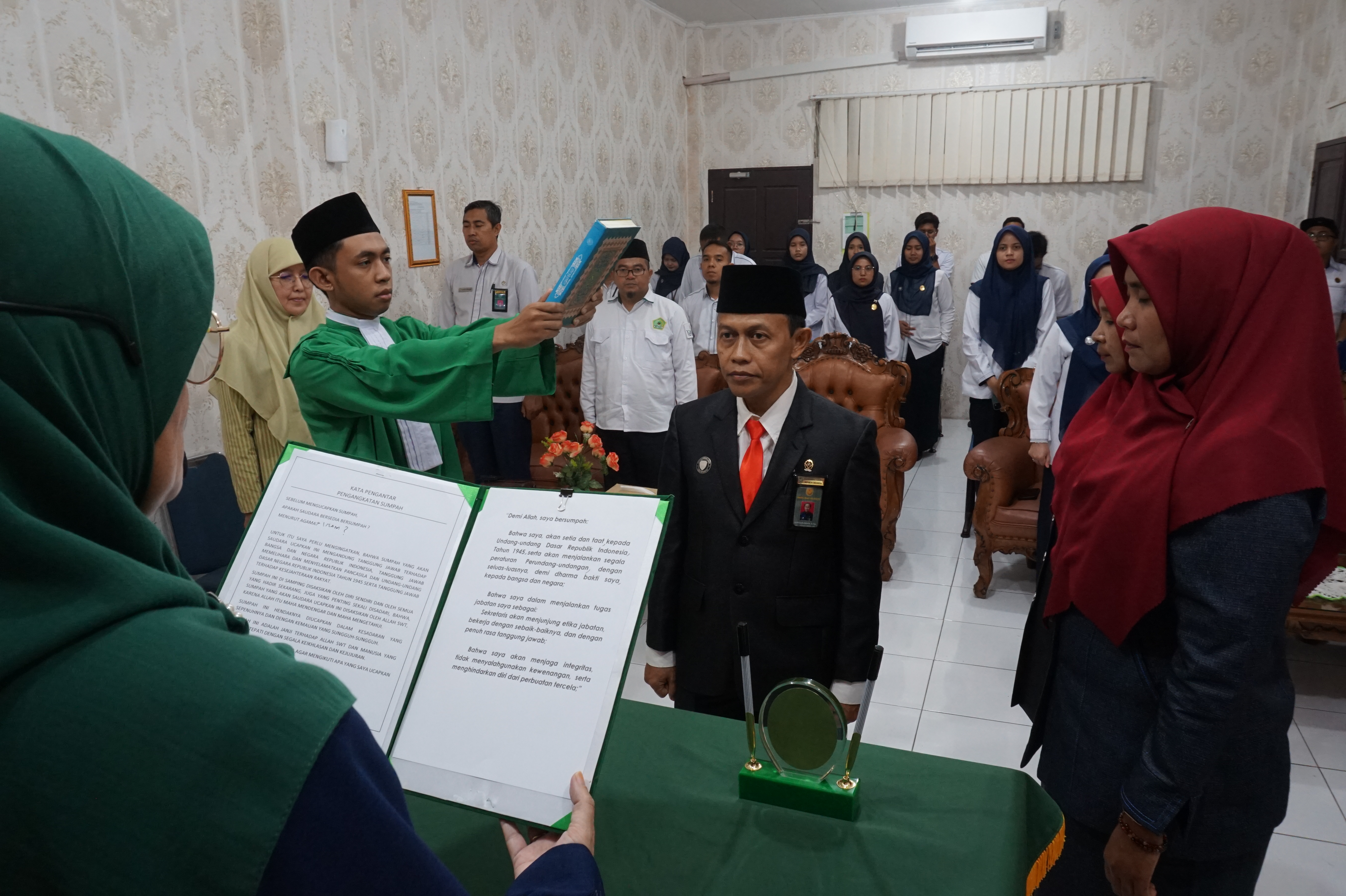 pelantikan sekretaris 22sep 2