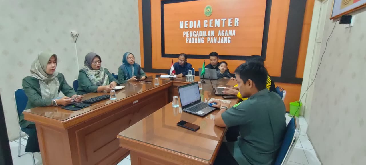 rapat pengelola anggaran 2des 2