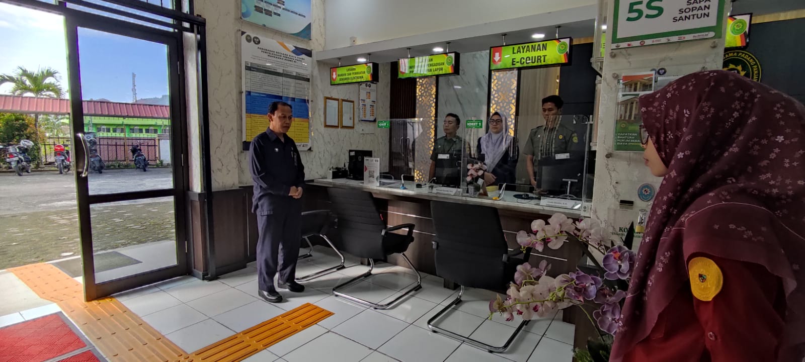 briefing 25feb